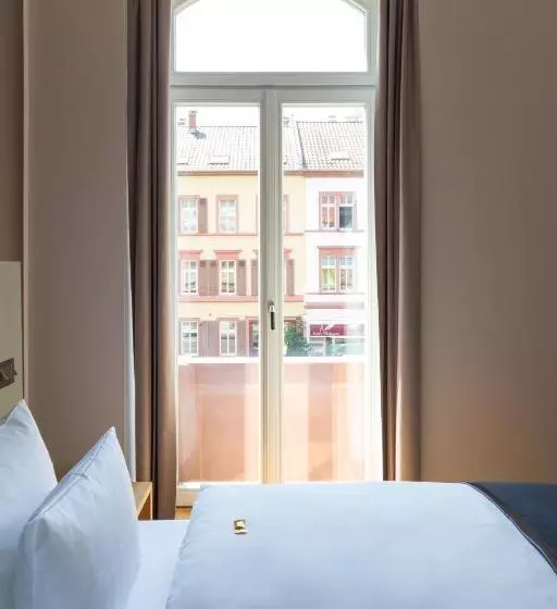 Standardeinzelzimmer, Qube Hotel Bergheim