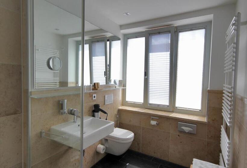 スタンダードシングルルーム, Qube Hotel Bergheim