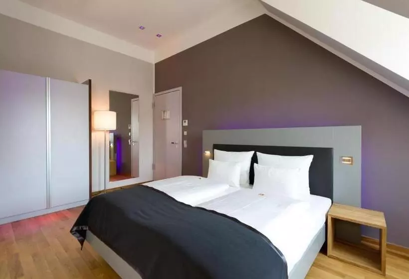 Superior-Zimmer, Qube Hotel Bergheim