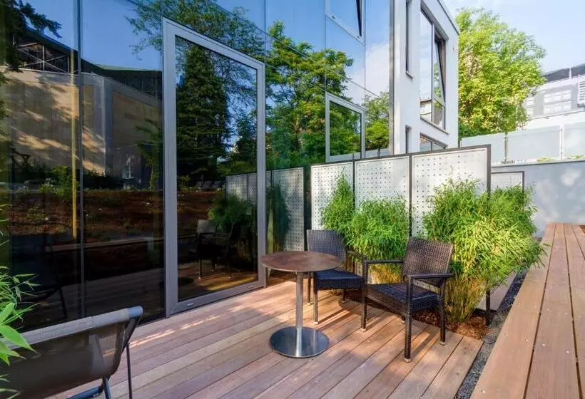 Deluxe Zimmer, Qube Hotel Bergheim