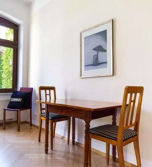 1 Schlafzimmer Apartment, Qube Hotel Bergheim
