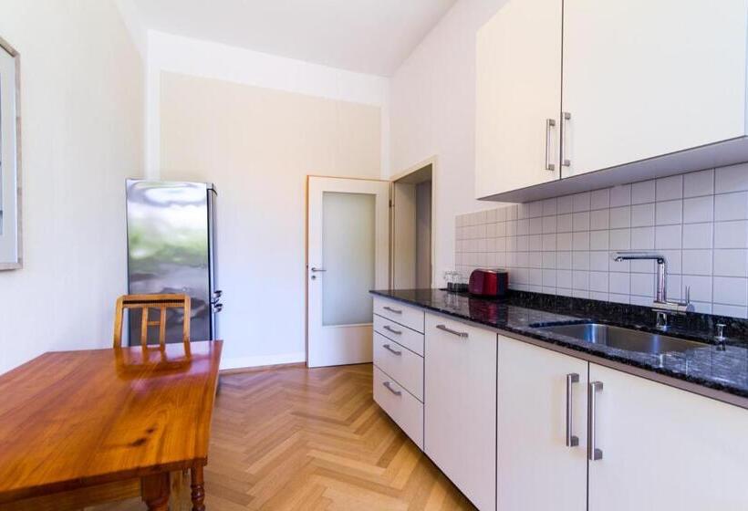 １ベッドルームアパートメント, Qube Hotel Bergheim