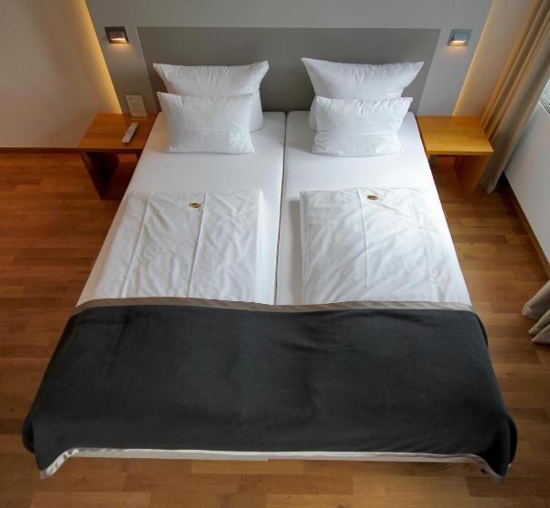 Номер Superior, Qube Hotel Bergheim