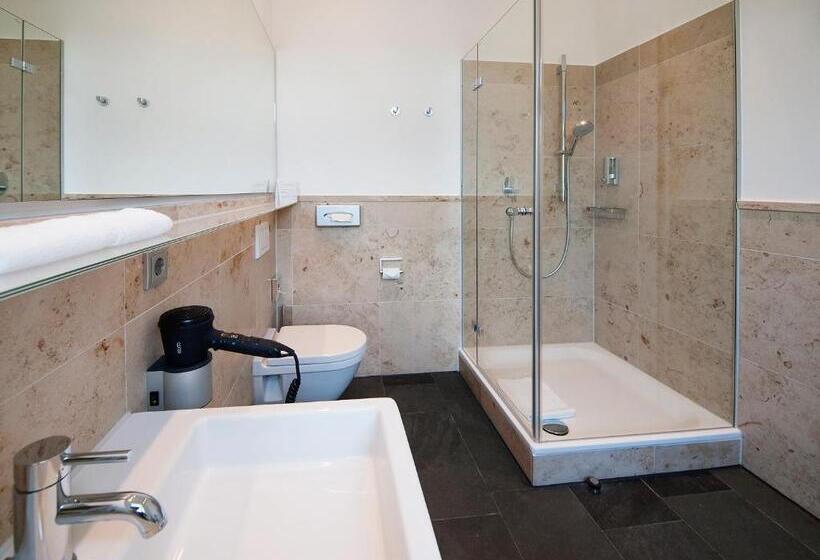 スーペリアールーム, Qube Hotel Bergheim