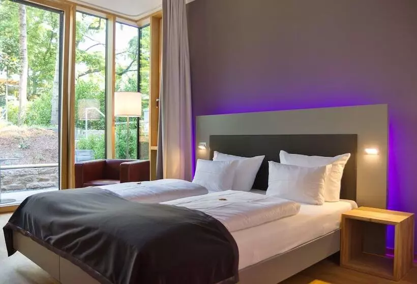 Standardeinzelzimmer, Qube Hotel Bergheim