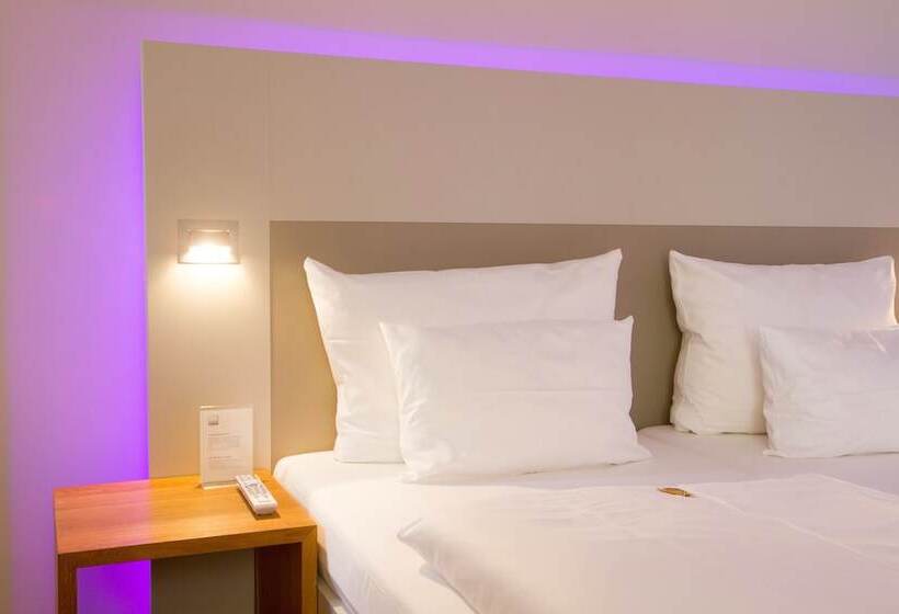 Номер Superior, Qube Hotel Bergheim