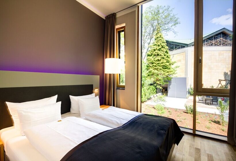 Номер Deluxe, Qube Hotel Bergheim