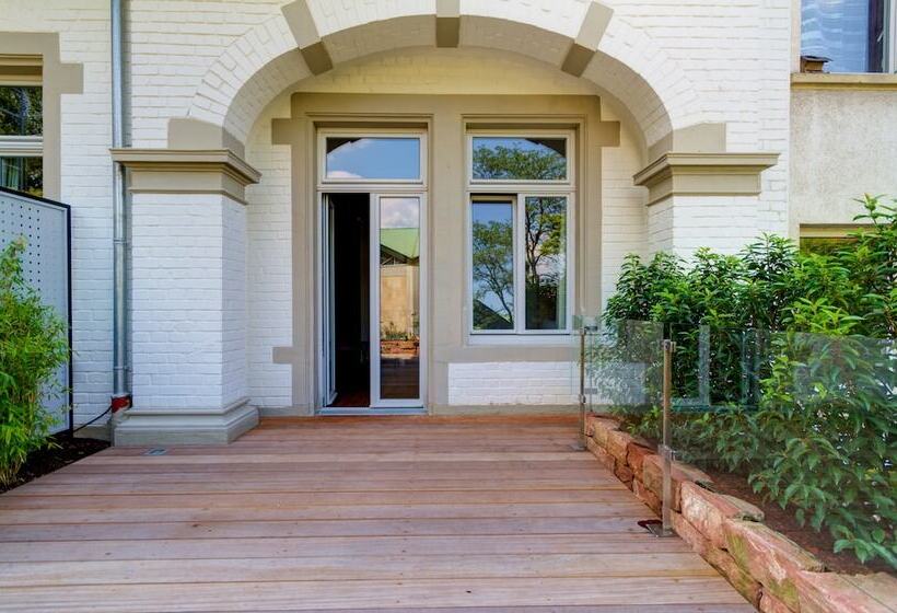 デラックスルーム, Qube Hotel Bergheim