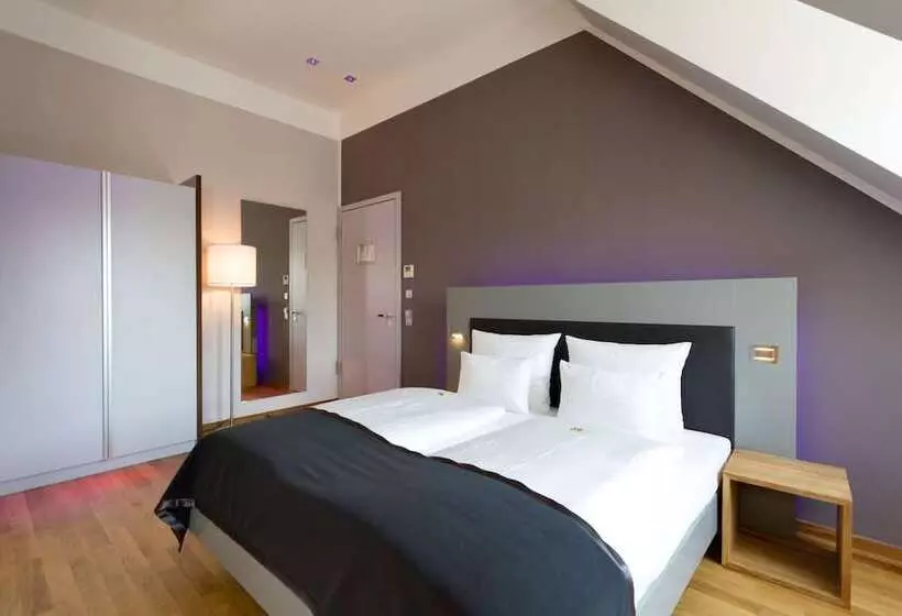 1 Schlafzimmer Apartment, Qube Hotel Bergheim
