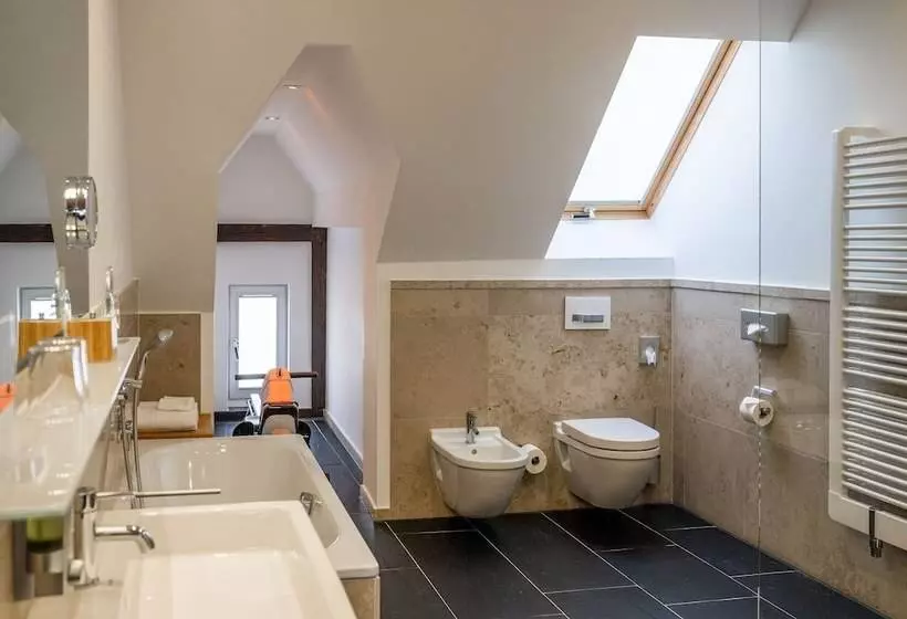 Junior Suite, Qube Hotel Bergheim