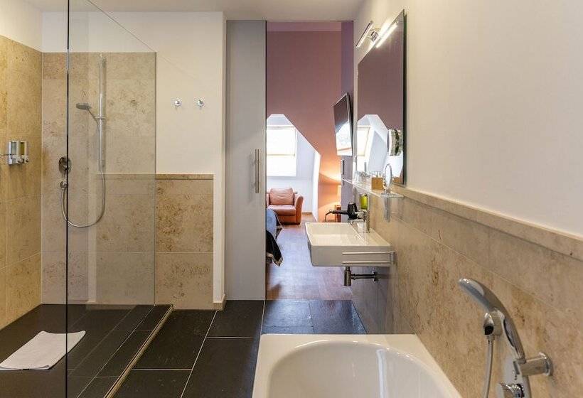 Junior Suite, Qube Hotel Bergheim