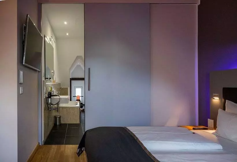 Junior Suite, Qube Hotel Bergheim