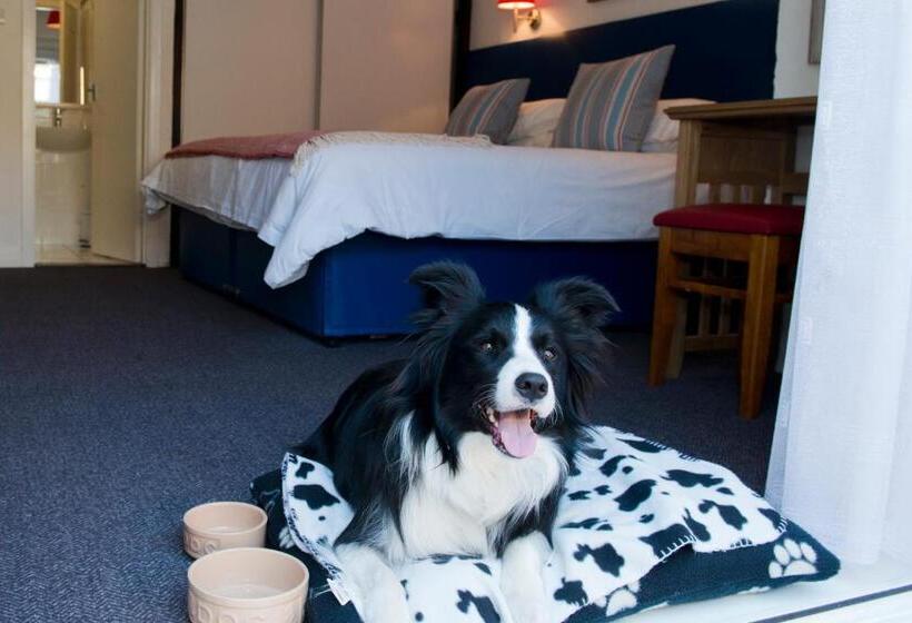 Classic Room with Terrace, The Beachcroft Hotel, Bw Signature Collection