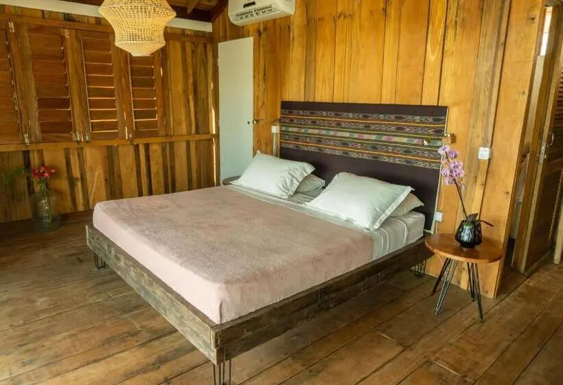 デラックススイート, Casa Na Lagoa