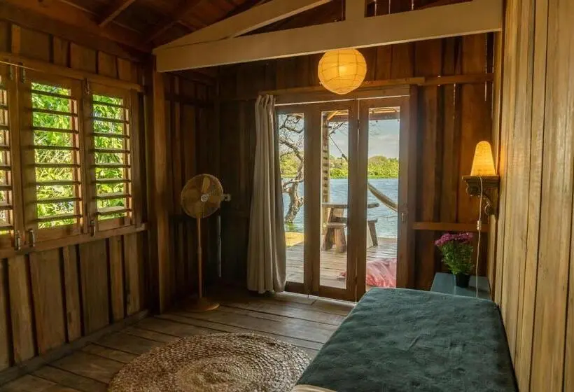 デラックススイート, Casa Na Lagoa