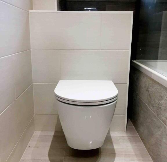 חדר סטנדרט לשלושה, Double Bedroom, Kings Lynn, New Renovated Bathroom