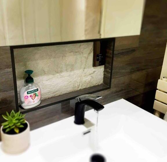 Номер Стандарт Трехместный, Double Bedroom, Kings Lynn, New Renovated Bathroom