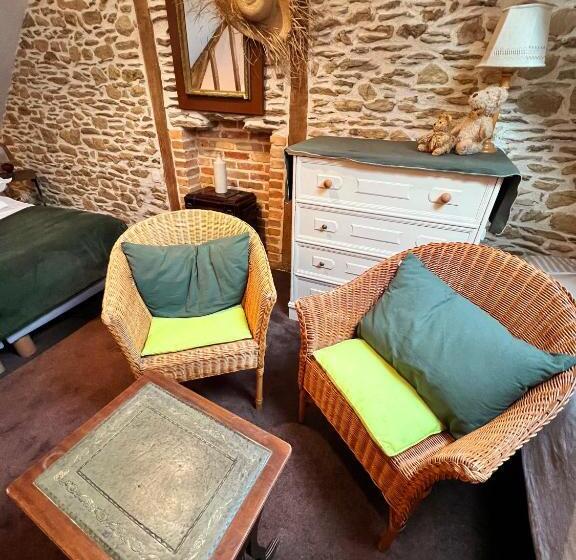 带1个卧室的豪华公寓, Appart  D Hôtes , Ch Et Gîte Au Manoir De La Haute Pilais