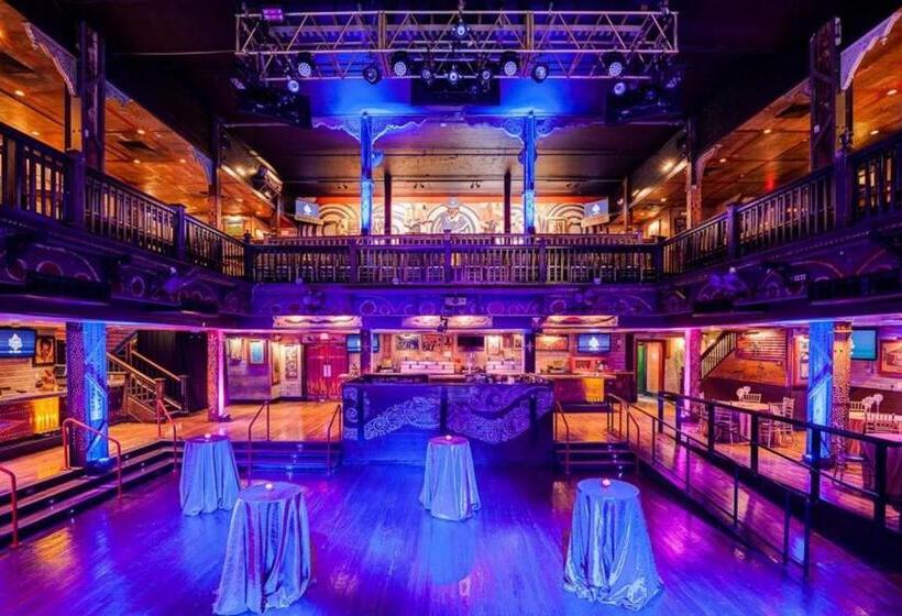 带3个卧室的公寓, Roami At Factors Row