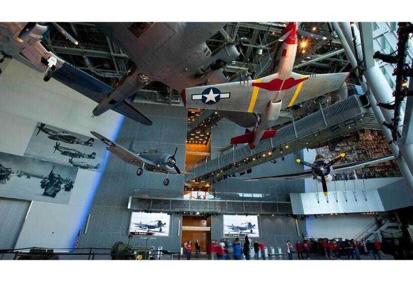 带两个卧室的顶楼公寓, Roami At Factors Row