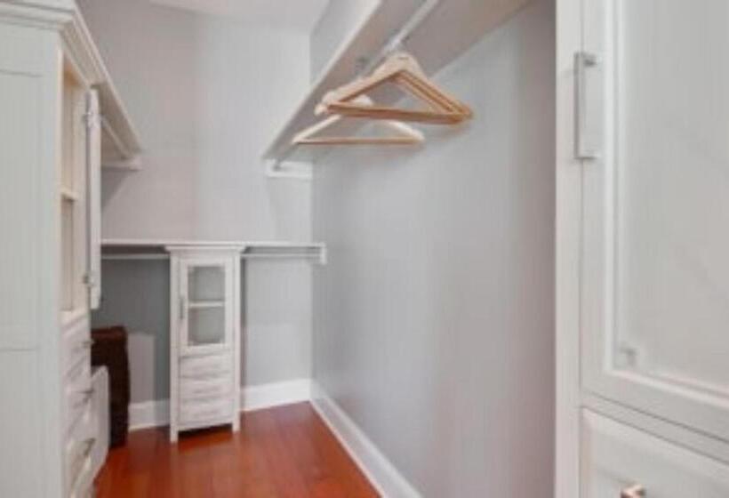 带3个卧室的公寓, Roami At Factors Row