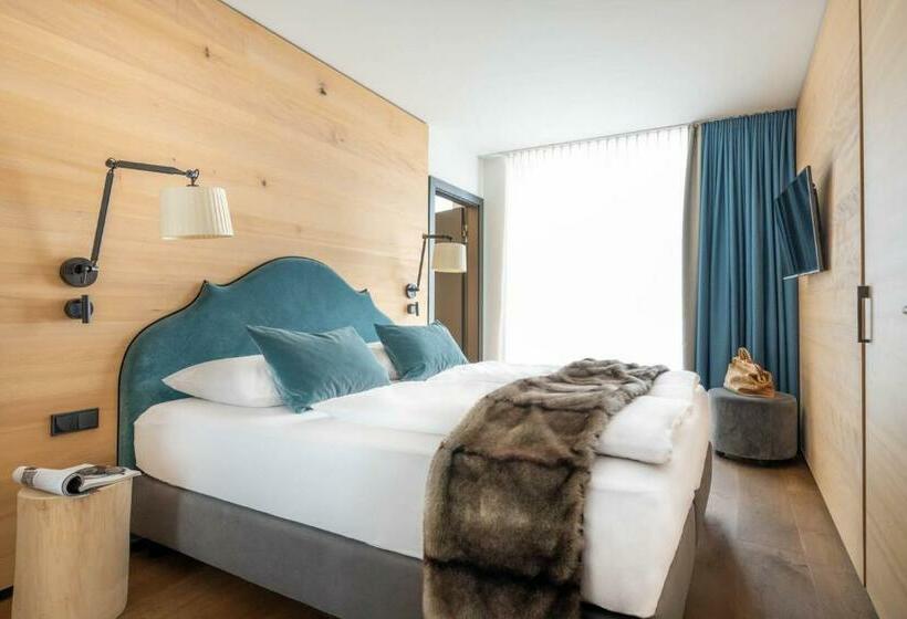 کلبه ییلاقی دلوکس یک خوابه, Sporthotel Chalet