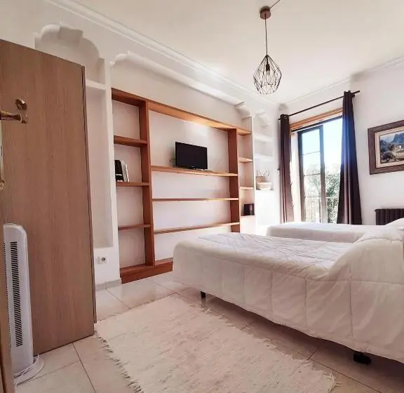 اتاق استاندارد با سرویس بهداشتی مشترک, Albergue Villa San Clemente