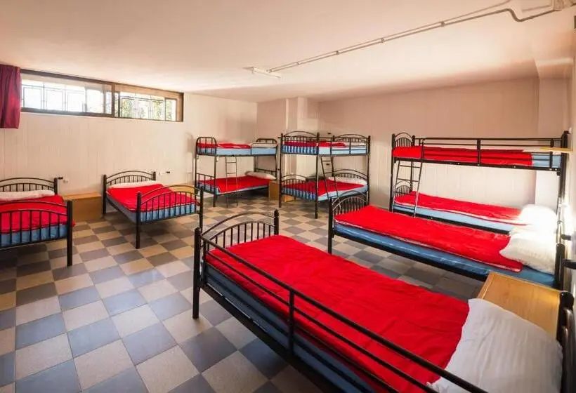 تختخواب در اتاق مشترک, Albergue Villa San Clemente