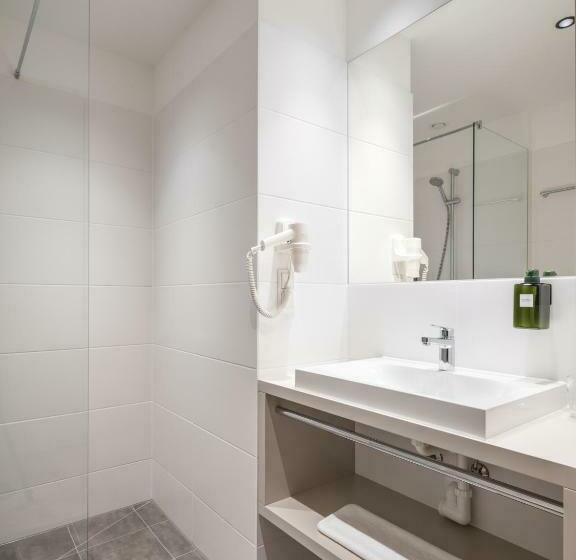 اتاق استاندارد یک نفره, At Home   Late Arrival Self Check In