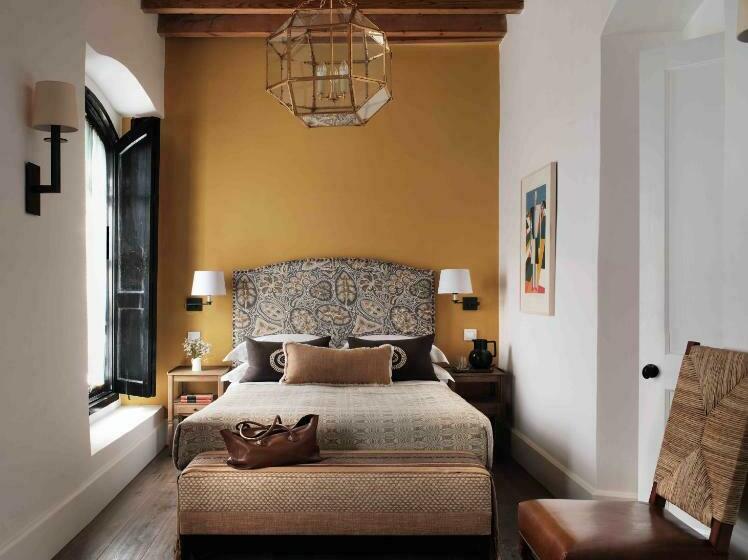 اتاق لوکس, Plaza 18 Grupo Califa