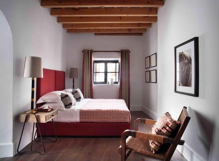 اتاق لوکس با چشمانداز دریا, Plaza 18 Grupo Califa