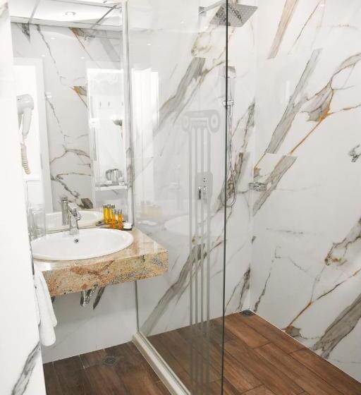 발코니 디럭스 룸, Plovdiv City Center