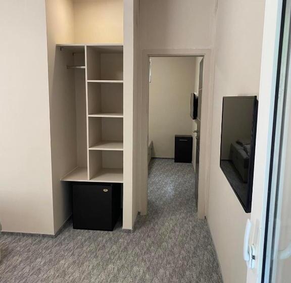 带1个卧室带花园景观的公寓, Kinizsi Udvar Apartmanház