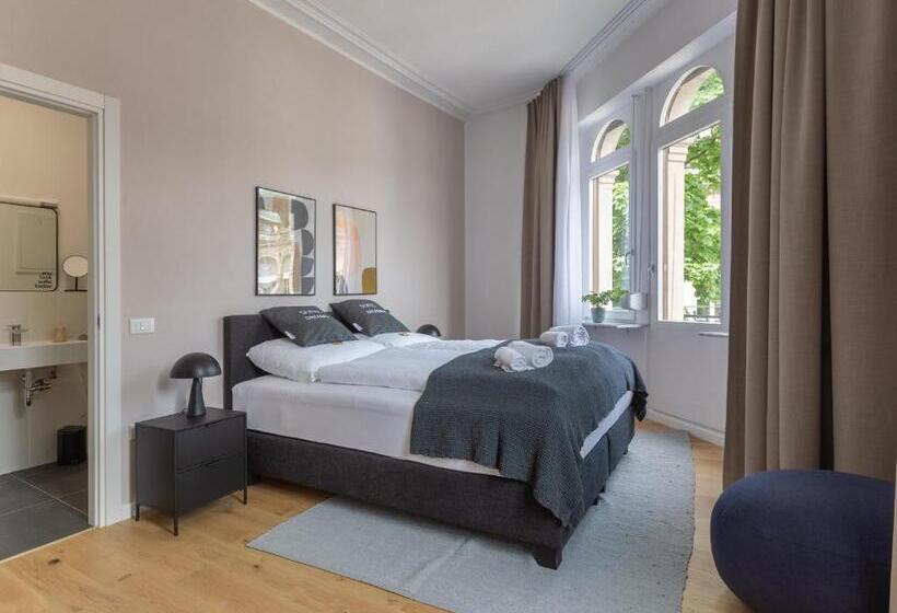 발코니가 있는 스위트, Limehome Badenbaden Baderstraße