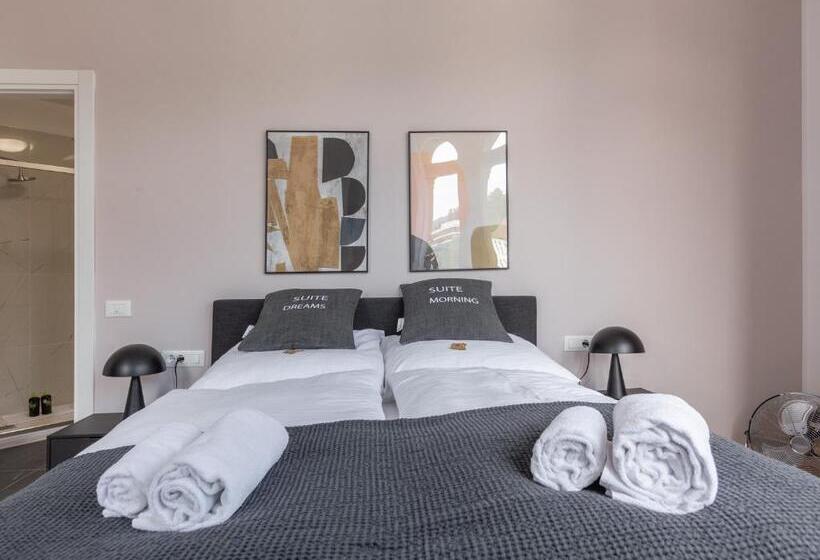 발코니가 있는 스위트, Limehome Badenbaden Baderstraße