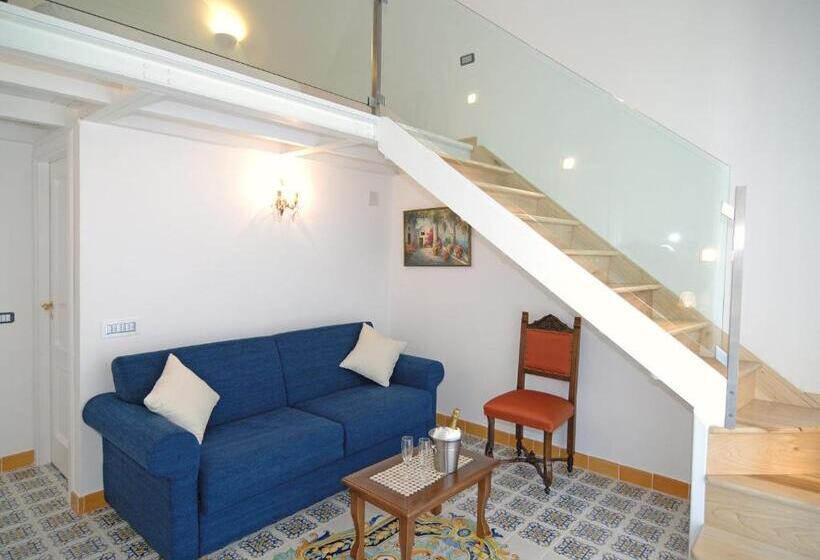 キングサイズベッドのスタンダードルーム, Boutique Gimagi