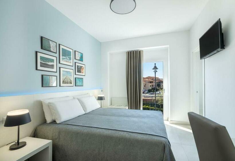 غرفة قياسية, J Rooms