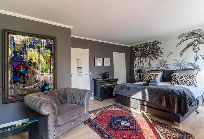 Family Suite, La Chapelle Aux Acacias