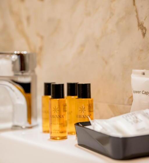 اتاق لوکس, Residence Villa Tota