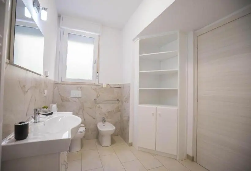 スタンダードスタジオ, Residence Villa Tota