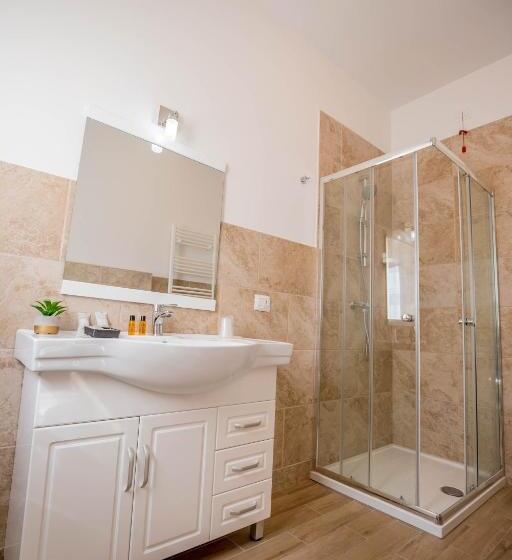 Апартаменты 1 Спальня с Террасой, Residence Villa Tota