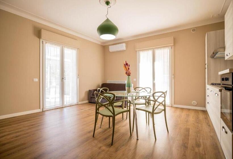 آپارتمان 1 خوابه با تراس, Residence Villa Tota