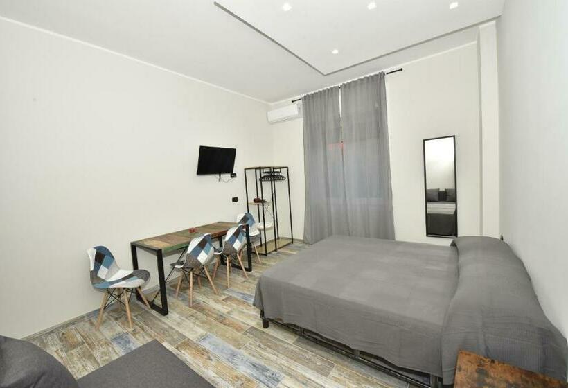 اتاق استاندارد سه نفره, Urban Rooms Salerno