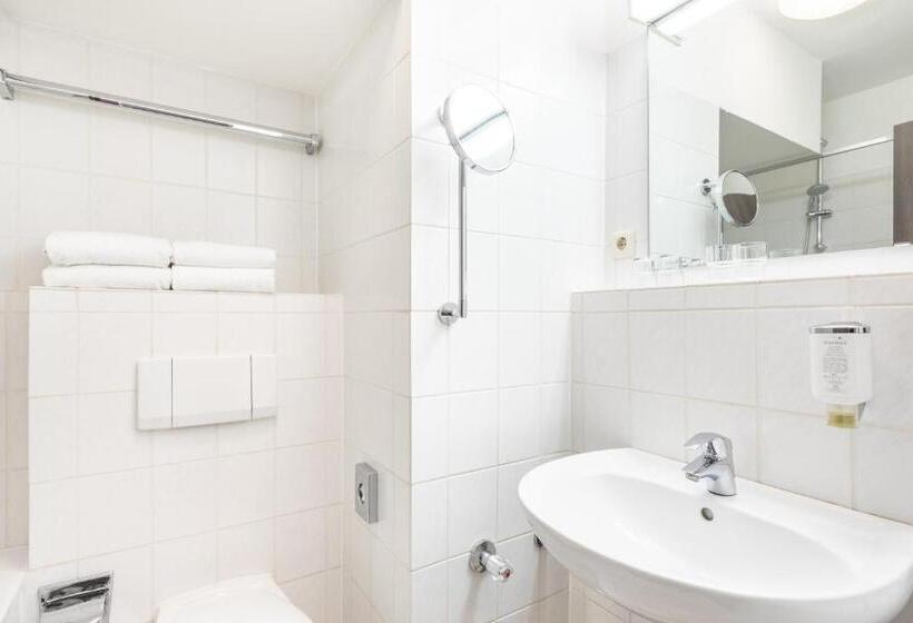 غرفة قياسية رباعية, Acora Bochum Living The City   Apartments