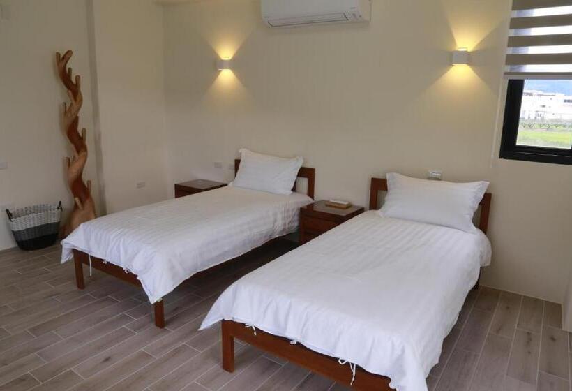 اتاق استاندارد با بالکن, 安農671民宿