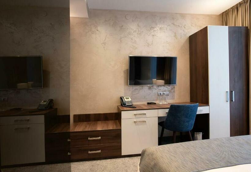 غرفة قياسية, Family Hotel Business Club