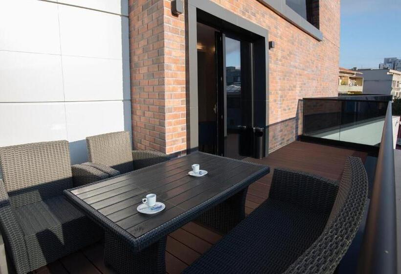 غرفة ديلوكس, Family Hotel Business Club