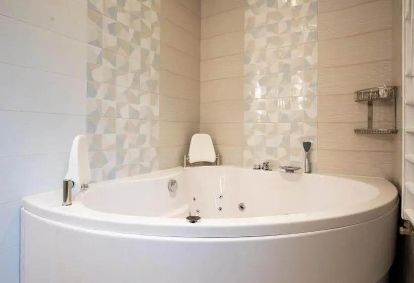 デラックスルーム, Family Hotel Business Club