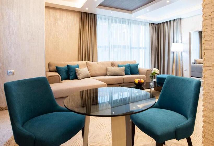 غرفة ديلوكس, Family Hotel Business Club