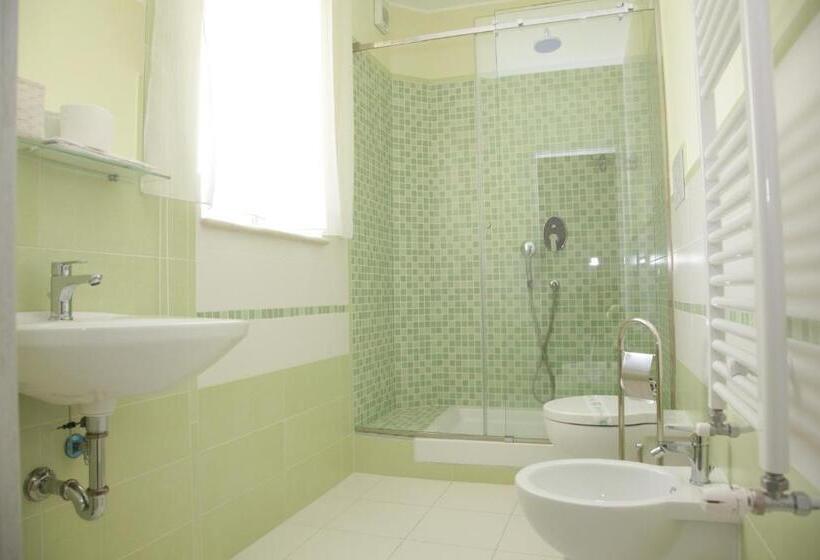 Номер Стандарт, La Campagnola